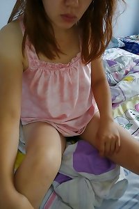 korean housewife shows labia